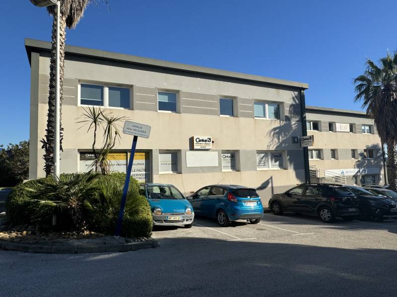 Location bureau individuel dans le centre d’affaire Burofacil à la Valette du Var