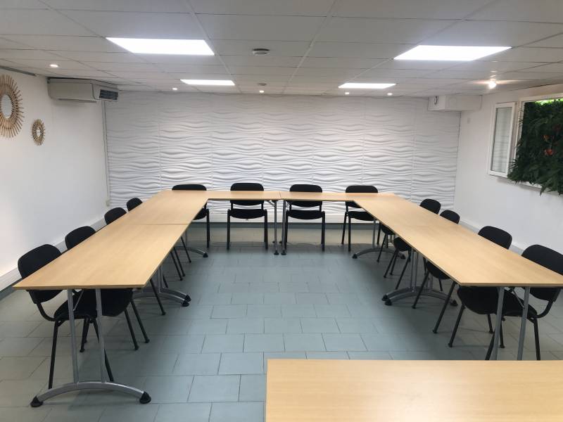 SALLE DE REUNION LA SEYNE SUR MER Var 83